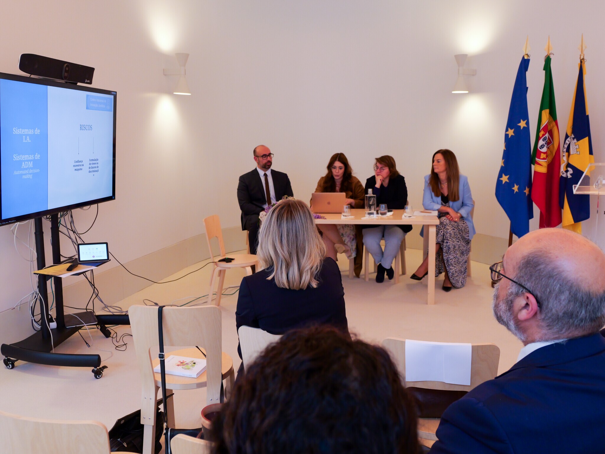 p1208683_1_2500_2500