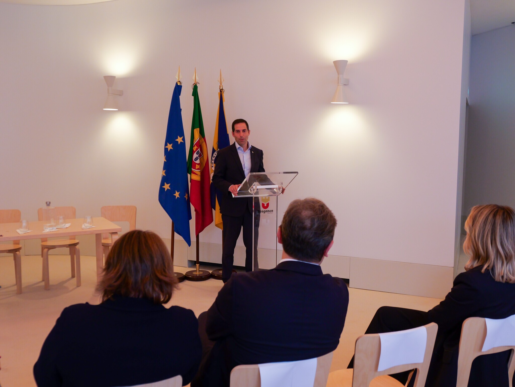 p1208711_1_2500_2500