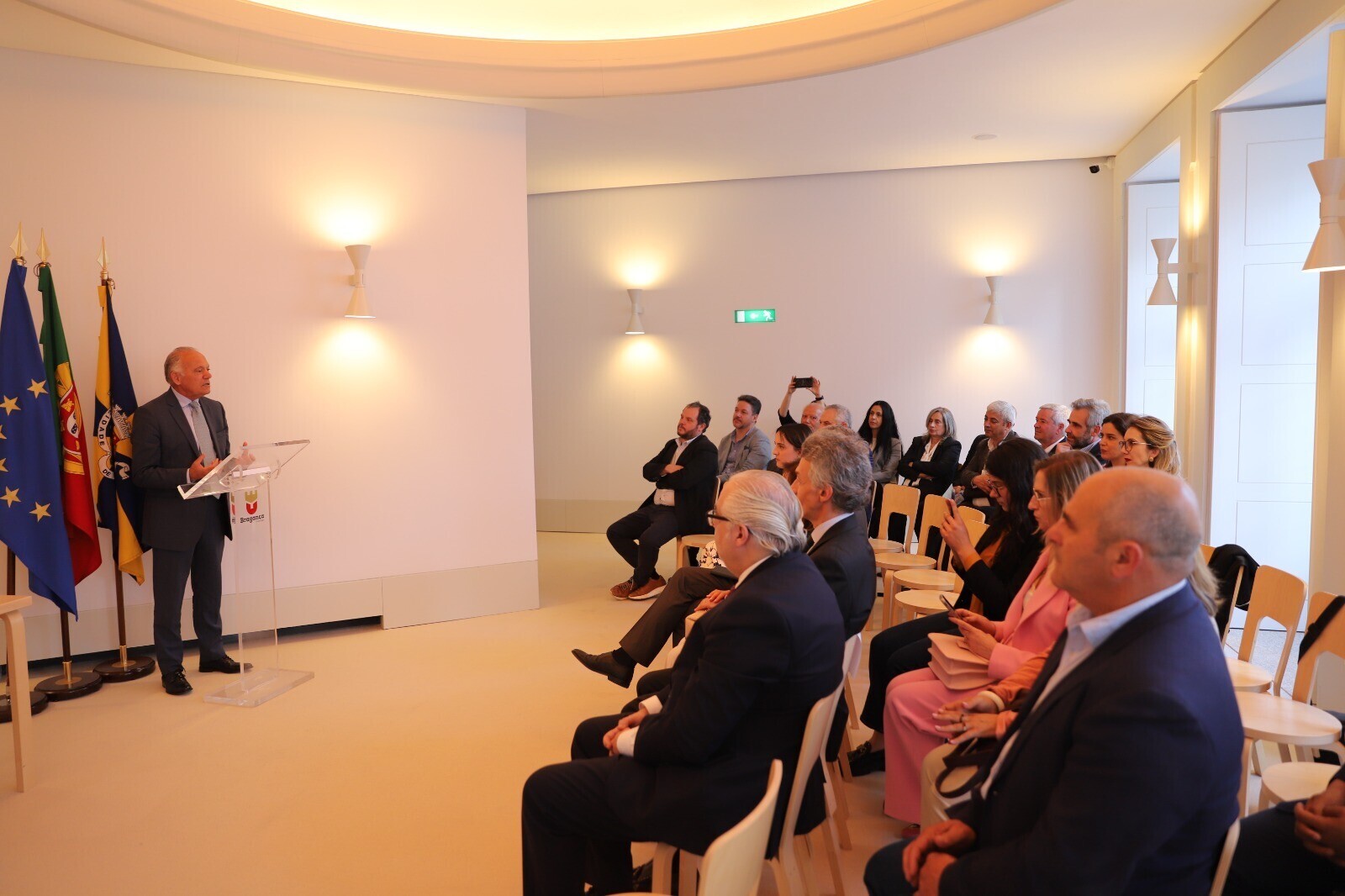 6b409684-882a-4273-adbf-e2fa361cf455