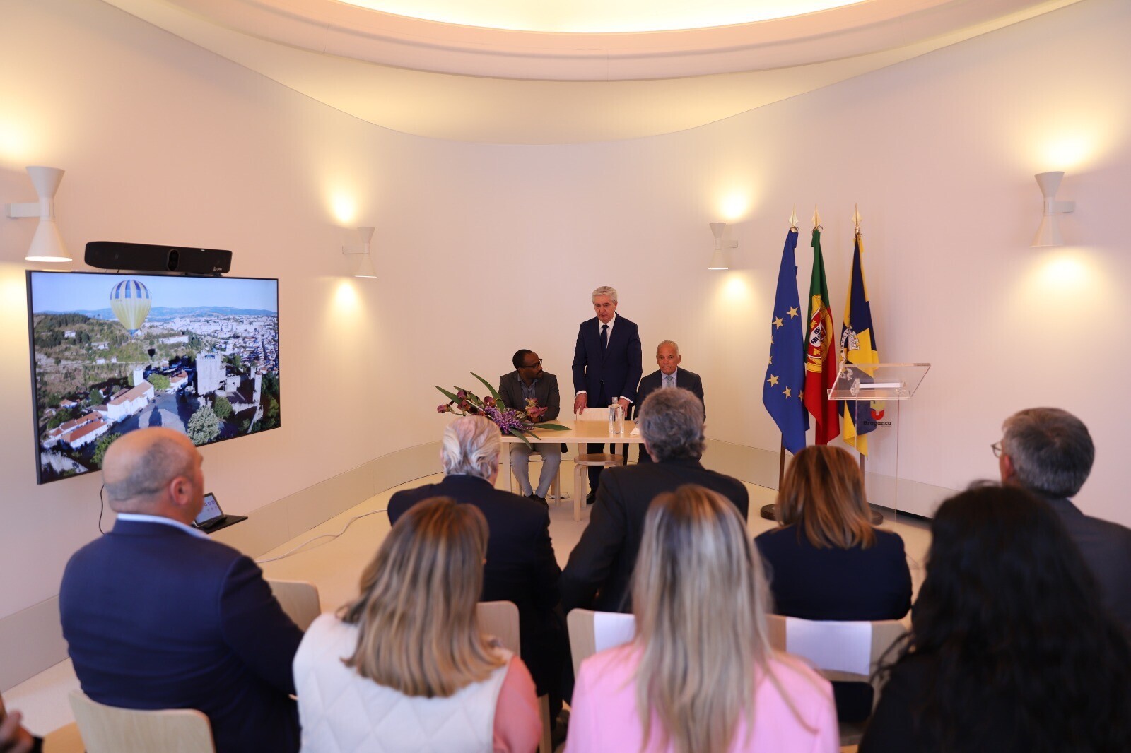 0599cd08-ebfc-407e-afb7-05249118b951